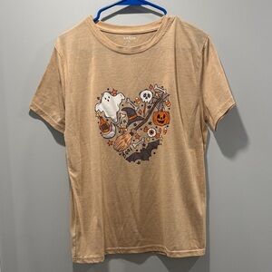 SHEIN Tan Halloween Heart Graphic Tee